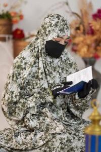 Salah long khimar